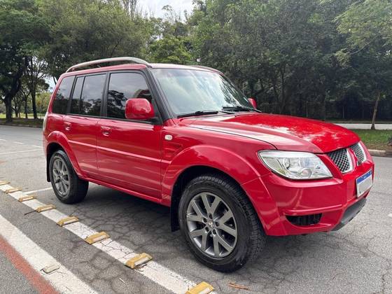 MITSUBISHI PAJERO TR4 2.0 4X2 16V 140CV FLEX 4P AUTOMÁTICO